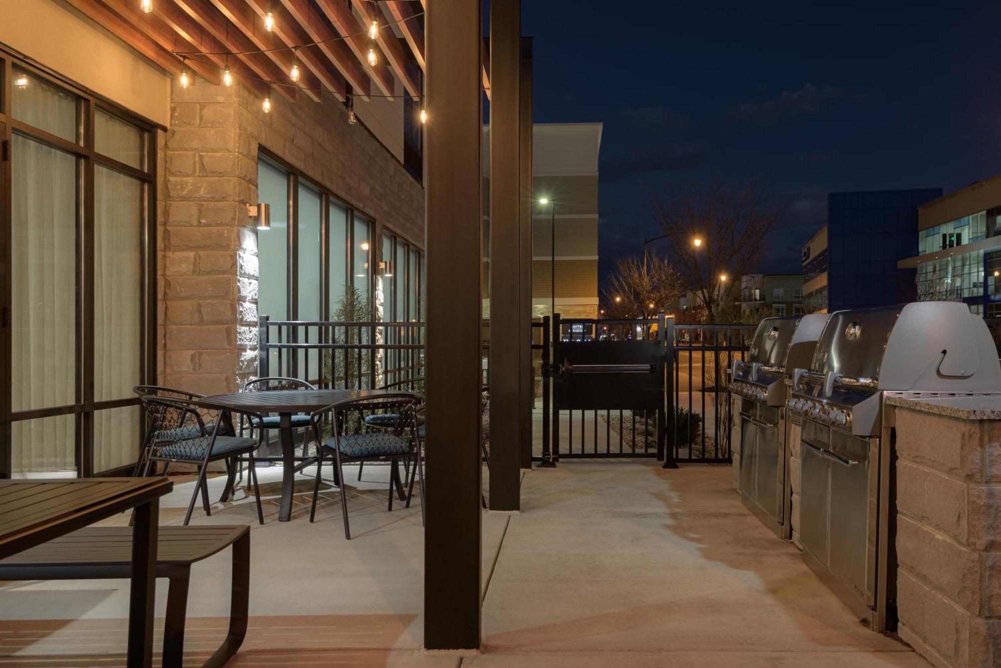 Fairfield By Marriott Inn & Suites Cincinnati Oakley 外观 照片