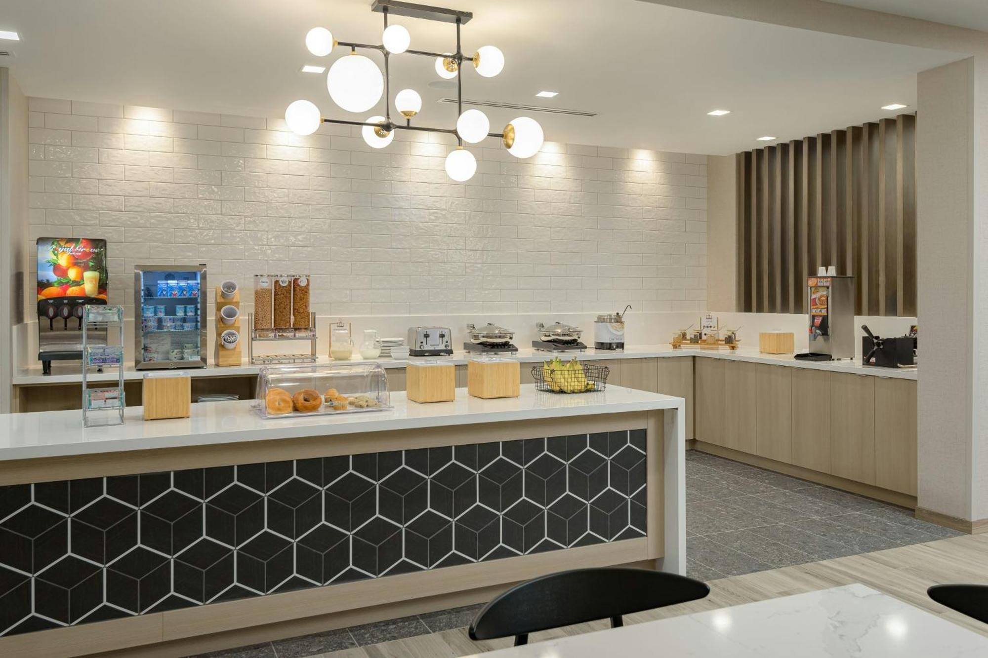 Fairfield By Marriott Inn & Suites Cincinnati Oakley 外观 照片