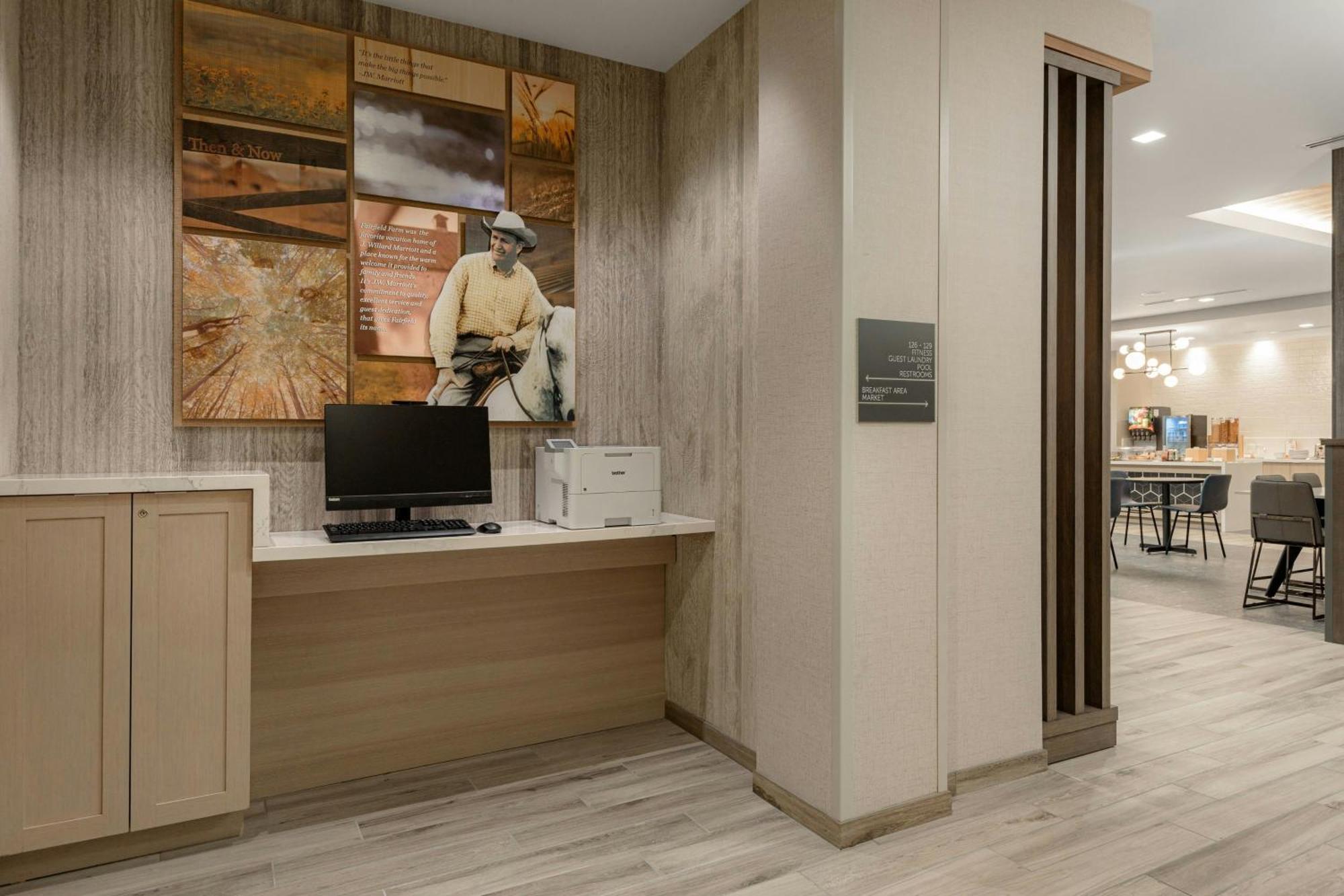 Fairfield By Marriott Inn & Suites Cincinnati Oakley 外观 照片